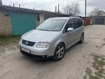Авто Volkswagen Touran 2006 № 8750351
