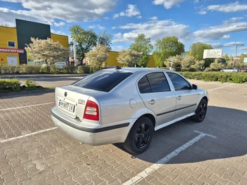 Авто Skoda Octavia 2004 № 8750359