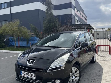 Авто Peugeot 5008 2009 № 8750378