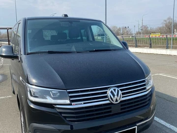 Авто Volkswagen Multivan 2022 № 8750534