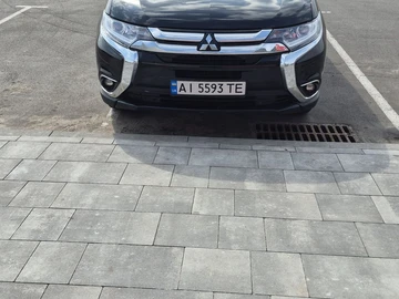 Авто Mitsubishi Outlander 2018 № 8750602