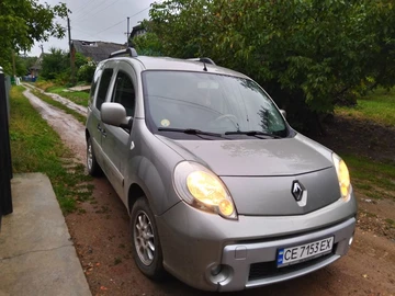 Авто Renault Kangoo Passenger 2010 № 8750608