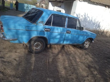 Авто ВАЗ 2103 1973 № 8750817