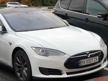 Авто Tesla Model S 2015 № 8750823