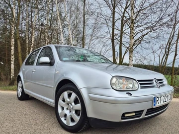 Авто Volkswagen Golf 2003 № 8750830