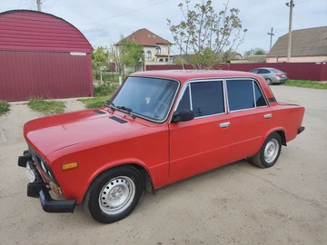 Авто ВАЗ 2103 1975 № 8750970