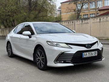 Авто Toyota Camry 2021 № 8751041