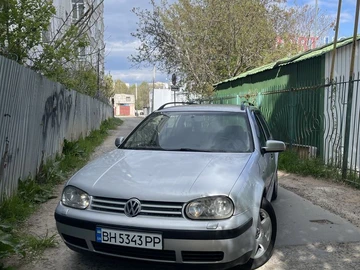 Авто Volkswagen Golf 2001 № 8751537