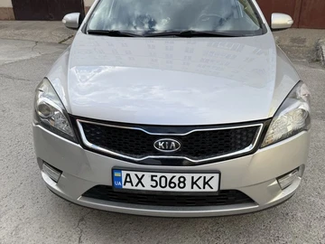 Авто KIA Cee X27 D 2011 № 8751599