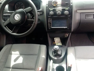 Авто Volkswagen Touran 2004 № 8751779