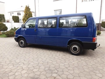 Авто Volkswagen Transporter 2002 № 8751790