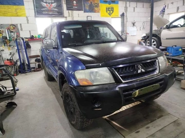 Авто Mitsubishi Pajero 2005 № 8751826