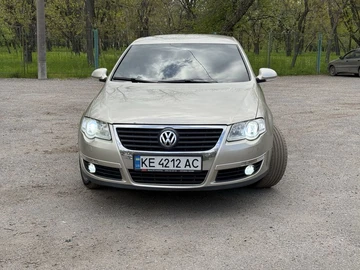 Авто Volkswagen Passat Sedan 2005 № 8752007