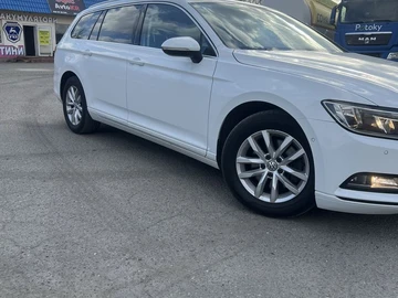 Авто Volkswagen Passat Variant 2015 № 8752144