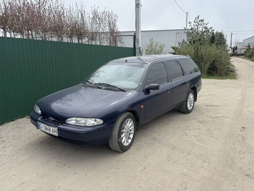 Авто Ford Mondeo 1995 № 8752157