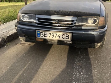 Авто Opel Vectra 1989 № 8752339