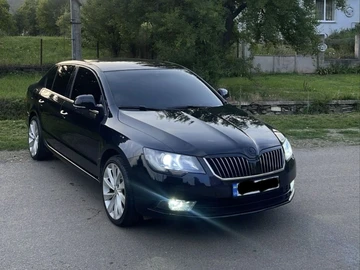 Авто Skoda Superb 2014 № 8752368