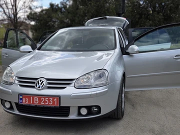 Авто Volkswagen Golf 2008 № 8752400
