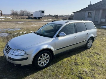 Авто Volkswagen Passat Variant 2004 № 8752466