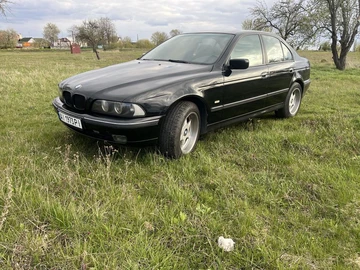 Авто BMW 5 Серия 1999 № 8752506