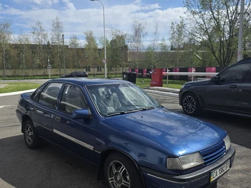 Авто Opel Vectra 1990 № 8752515