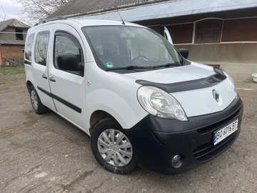Авто Renault Kangoo Passenger 2010 № 8752580