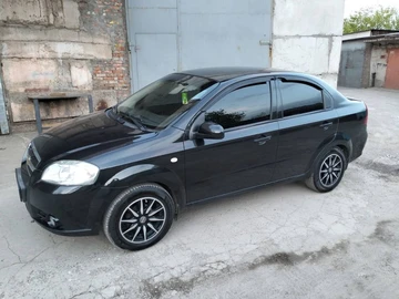 Авто Chevrolet Aveo 2011 № 8752719