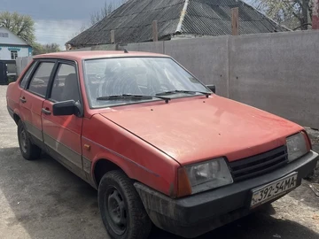 Авто ВАЗ 21099 1991 № 8752734