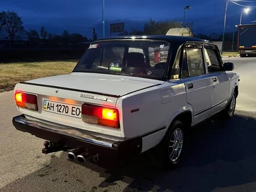 Авто ВАЗ 2107 1991 № 8752749