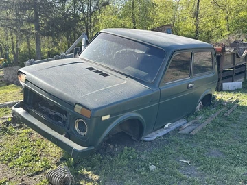 Авто ВАЗ 21214 2006 № 8752792