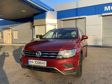 Авто Volkswagen Tiguan 2017 № 8752796