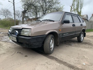 Авто ВАЗ 2109 1993 № 8752835