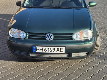 Авто Volkswagen Golf 2002 № 8752836