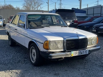 Авто Mercedes E Серия 1980 № 8752937