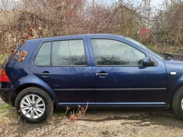 Авто Volkswagen Golf 2001 № 8753007