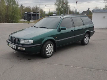 Авто Volkswagen Passat Variant 1996 № 8753118