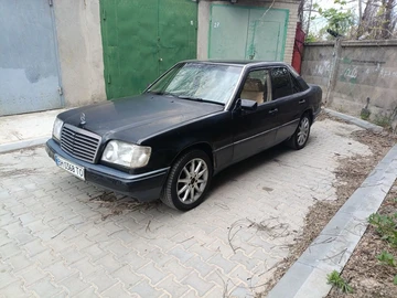Авто Mercedes 280 1993 № 8753467