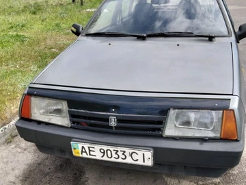 Авто ВАЗ 2109 1992 № 8753622