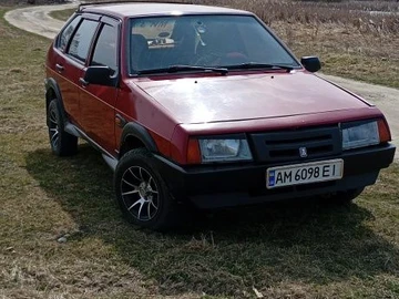 Авто ВАЗ 2109 1989 № 8753673