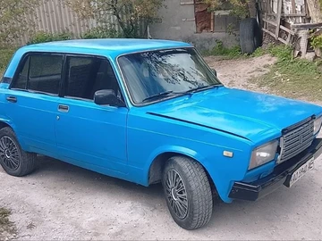 Авто ВАЗ 2107 1989 № 8753789