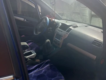 Авто Opel Zafira 2008 № 8753797