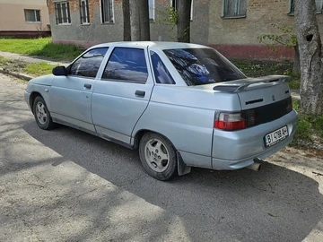 Авто ВАЗ 21102 2002 № 8753822