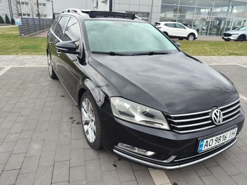 Авто Volkswagen Passat Variant 2012 № 8753823