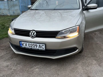 Авто Volkswagen Jetta 2014 № 8753850