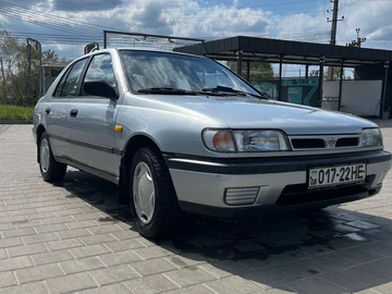 Авто Nissan Sunny 1993 № 8753998