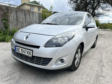 Авто Renault Grand Scenic 2010 № 8754009