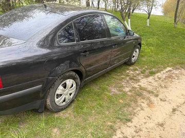 Авто Volkswagen Passat Sedan 1997 № 8754053