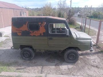 Авто ЛуАЗ 1302 1992 № 8754054