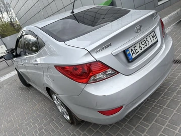 Авто Hyundai Accent 2012 № 8754064