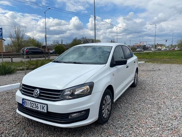 Авто Volkswagen Polo 2016 № 8754114